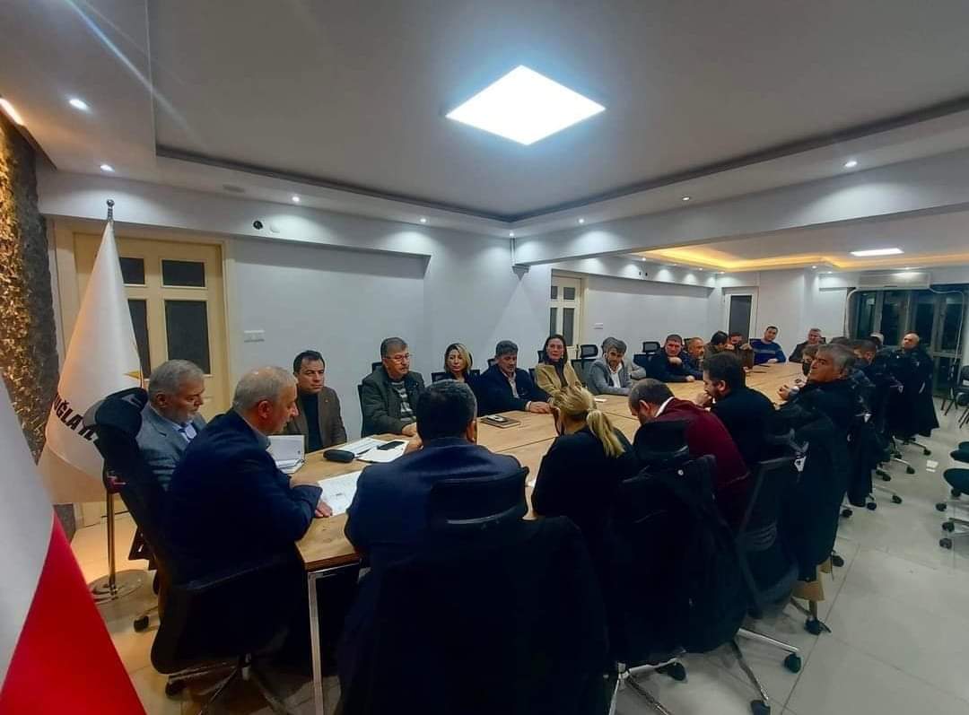 AK Parti İl Yürütme ve Yönetim kurulu toplandı 