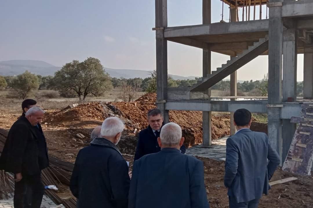 Başkan Toksöz cami inşaatında inceleme yaptı