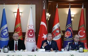 Millî Savunma Bakanı Hulusi Akar, Basın Kuruluşlarının Ankara Temsilcileriyle Bir Araya Geldi