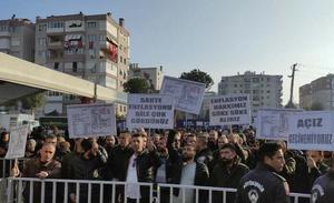 Kılıçdaroğlu'nu Protesto Ettiler. Görevlerine Son Verildi