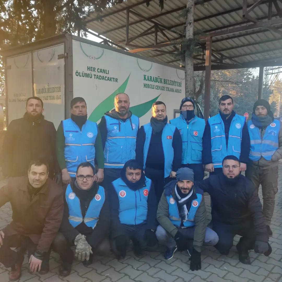Muğla'dan gönüllü hocalar deprem bölgesinde...