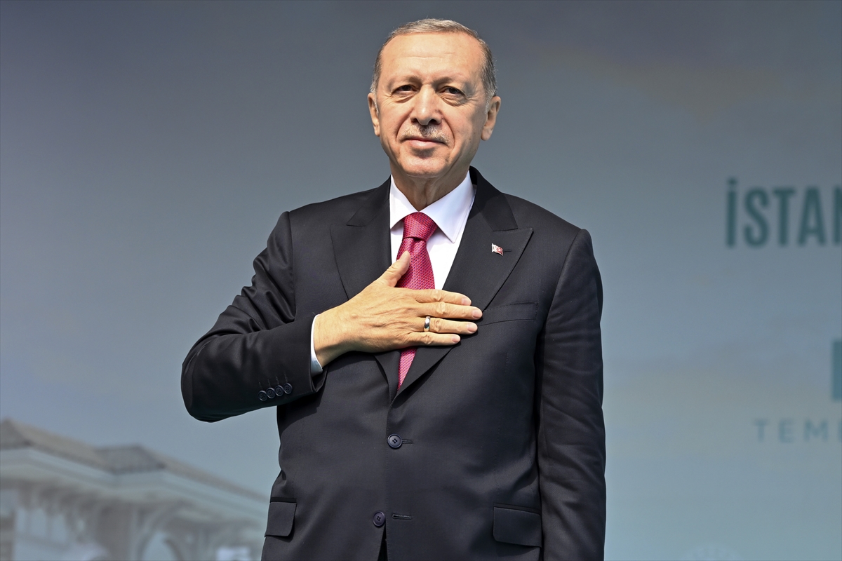 Cumhurbaşkanı Erdoğan'dan asgari ücret mesajı