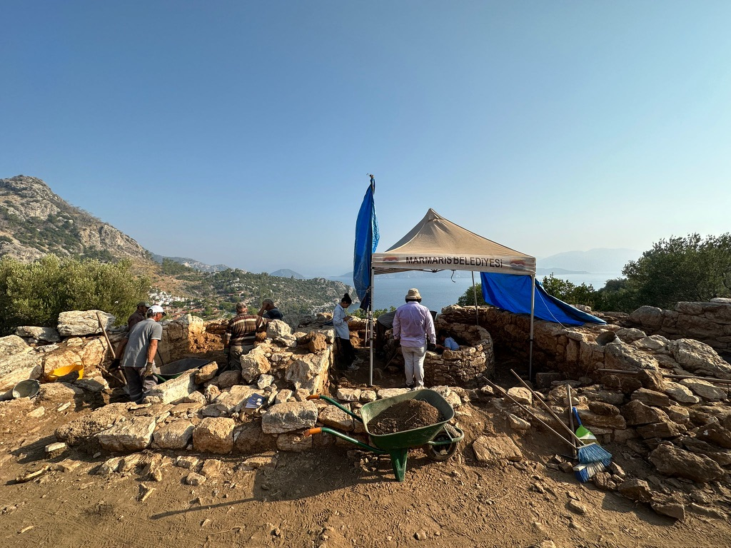 Amos’taki Kazılarda Deprem İzlerine Rastlandı