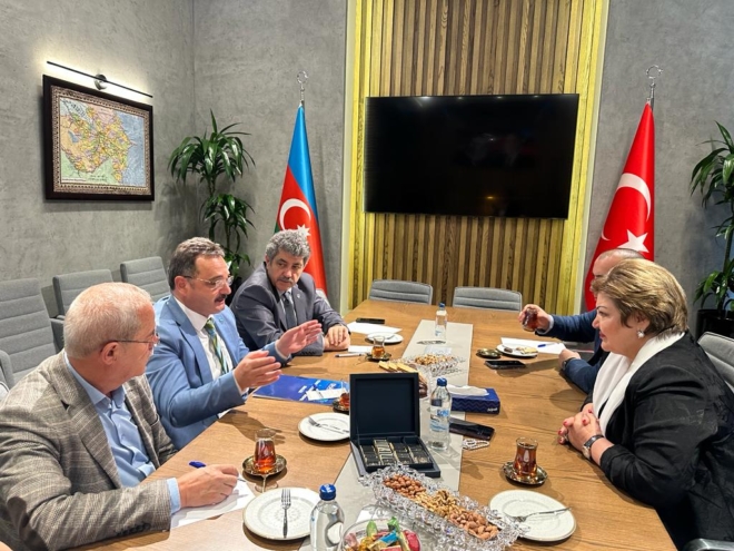 TİMBİR'in Azerbaycan ziyaretleri devam ediyor; Heyet Türk Evi'nde buluştu.