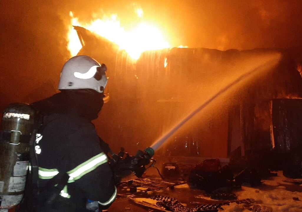 Menteşe'de kullanılmayan bir  evde yangın çıktı  