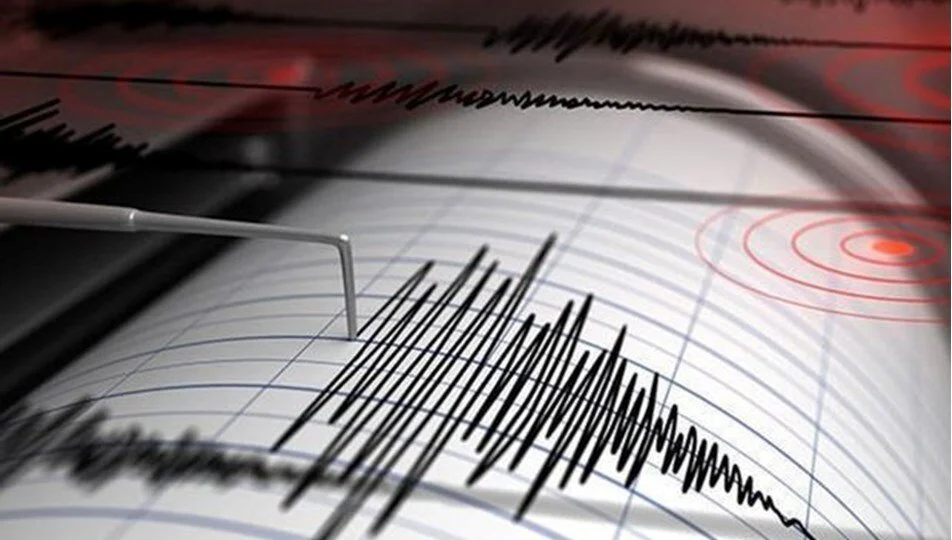 Önce İzmir sonra Malatya sallandı! 4.2 ve 4 büyüklüğündeki depremler korkuttu 
