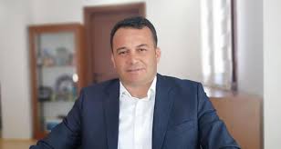 Önceki dönem Kaş Belediye Başkanı Mutlu Ulutaş açıklamada bulundu.. 