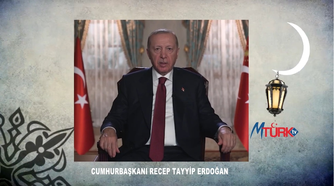 Milletimizin ve tüm İslam âleminin mübarek Kurban Bayramı’nı gönülden tebrik ediyorum.