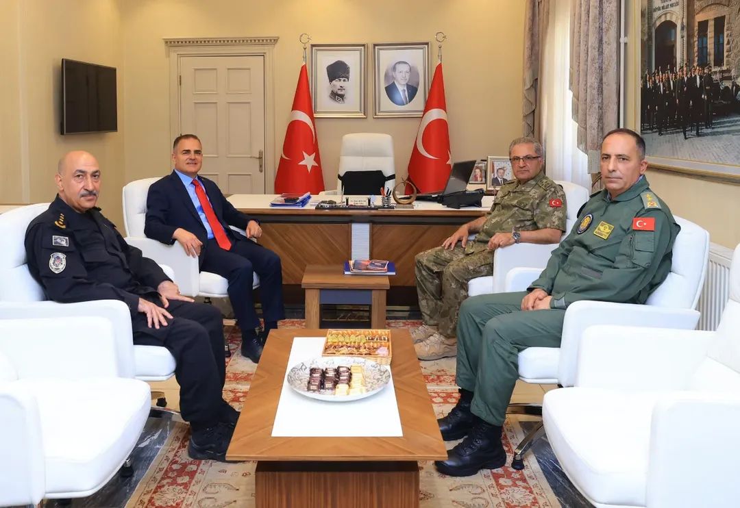 Kara Kuvvetleri Komutanı Orgeneral Metin Tokel’den Muğla Valisi İdris Akbıyık’a Ziyaret