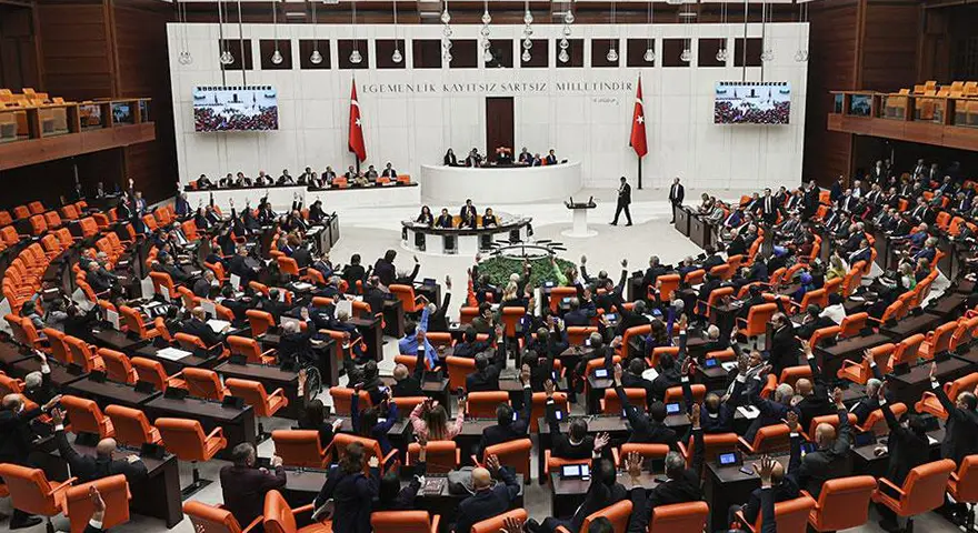 “Öğrenci Affı TBMM Genel Kurulunda Kabul Edildi”