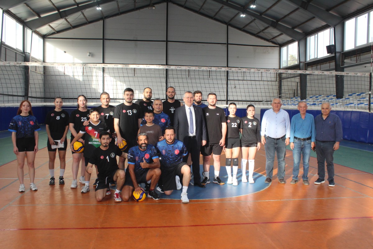 FETHİYE ESNAF ODASI VOLEYBOL’DA BAŞARISINI SÜRDÜRÜYOR