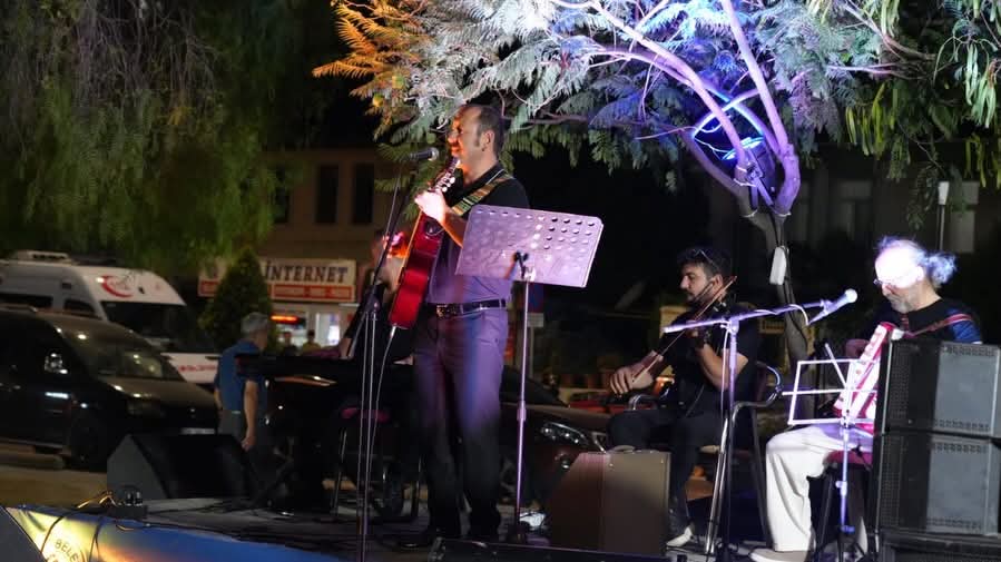 Mylasa Band, Milaslılara Müzik Dolu Bir Akşam Yaşattı
