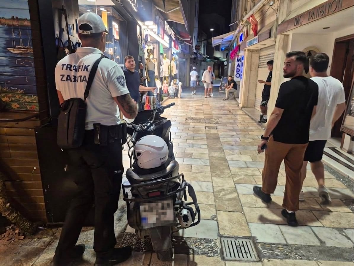 “Bodrum’da Yaya Yollarının İşgaline Sıkı Denetim”