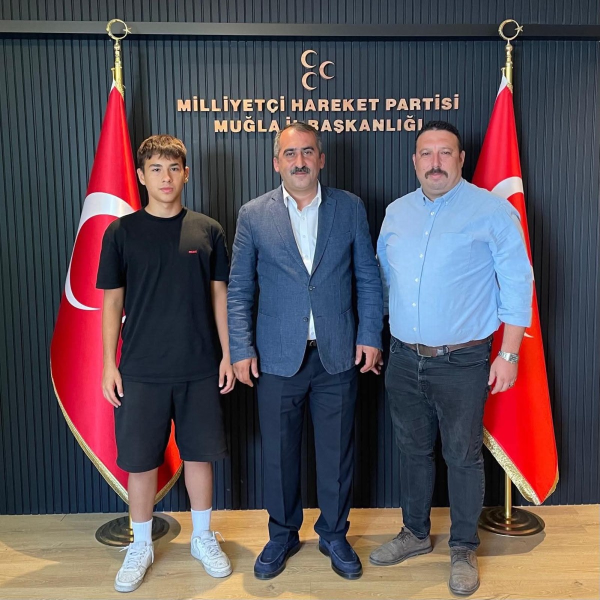 “Mevlüt Kiriş’ten MHP Muğla İl Başkanlığına Ziyaret”